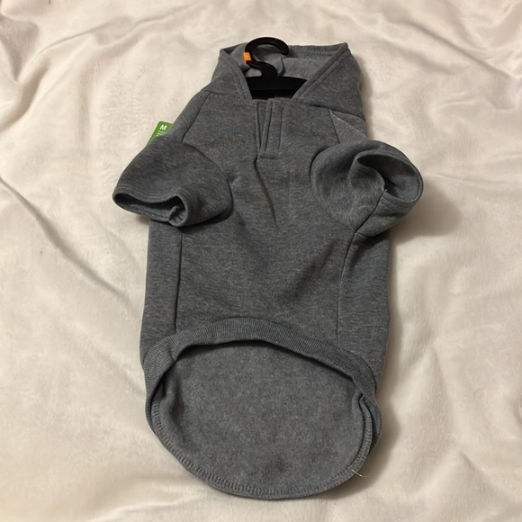 NWT Pet sequin hoodie.  Pullover. High cut belly. Leash Hole access adjustable - Picture 4 of 5